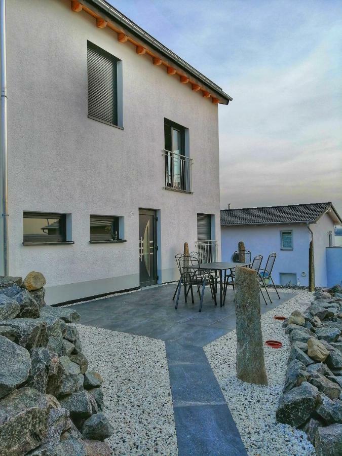 Ferienhaus Sonnenwind Am Hainer See ノイキエリッチュ エクステリア 写真
